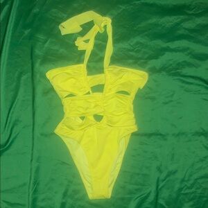 Icon Swim Yellow One Piece Swimsuit size Medium